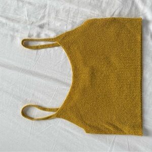 Aritzia Wilfred Free Knit Crop Top